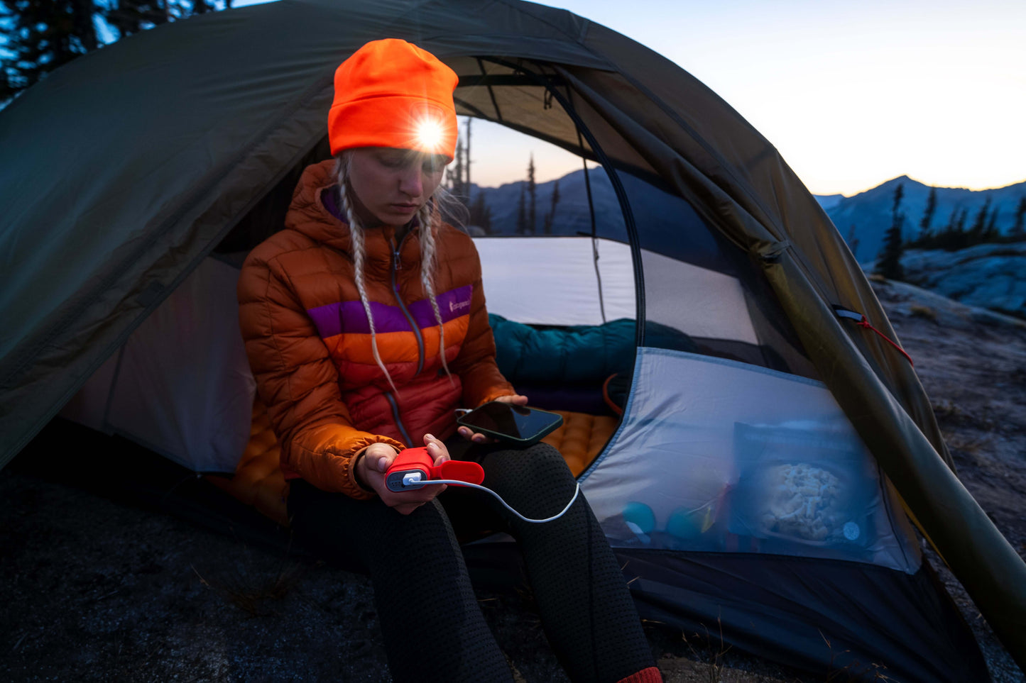 POWERPAW 602R Rechargeable Waterproof Hand Warmer & Power Bank